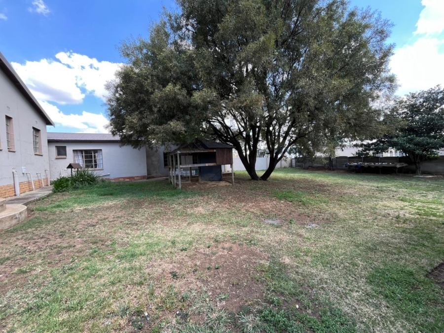 4 Bedroom Property for Sale in Frankfort Free State